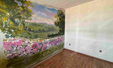 Casa en venta  con local comercial + departamento independiente