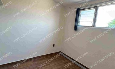 Casa en venta  con local comercial + departamento independiente