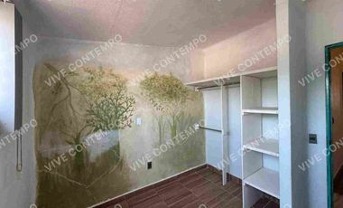 Casa en venta  con local comercial + departamento independiente