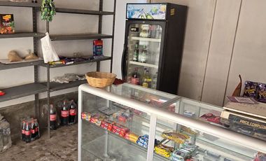 CASA 2 PISOS EN VENTA 250 M2 CALLE SANTA CATALINA - CIENEGUILLA