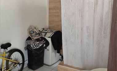 CASA 2 PISOS EN VENTA 250 M2 CALLE SANTA CATALINA - CIENEGUILLA