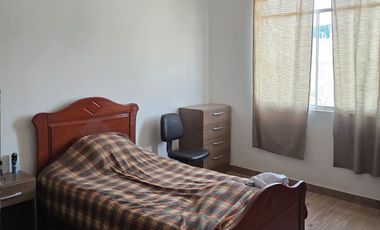 CASA 2 PISOS EN VENTA 250 M2 CALLE SANTA CATALINA - CIENEGUILLA