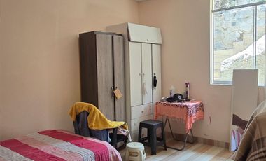 CASA 2 PISOS EN VENTA 250 M2 CALLE SANTA CATALINA - CIENEGUILLA