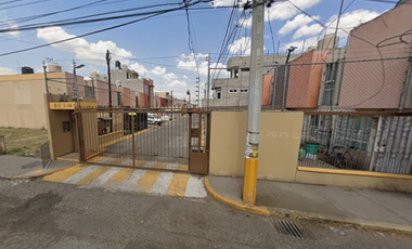 CASA DE RECUPERACIÓN BANCARIA EN CALLE SAN PEDRO, CONJ. HAB. SAN FRANCISCO, COACALCO, EDO. MEX. ¡NO SE ACEPTAN CRÉDITOS!