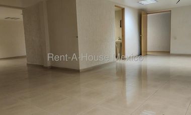 Edificio Comercial en Venta en Iztapalapa, 	San Miguel