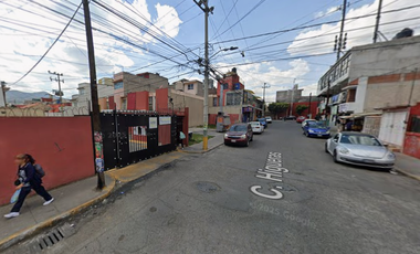 CASA DE RECUPERACIÓN BANCARIA EN CALLE HIGUERAS, CONJ. HAB. SAN FRANCISCO, CUAUTITLÁN, EDO. MEX. ¡NO SE ACEPTAN CRÉDITOS!