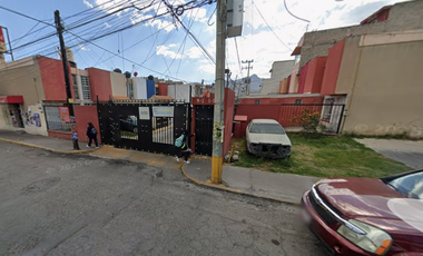 CASA DE RECUPERACIÓN BANCARIA EN CALLE HIGUERAS, CONJ. HAB. SAN FRANCISCO, CUAUTITLÁN, EDO. MEX. ¡NO SE ACEPTAN CRÉDITOS!