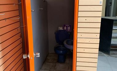 VENTA DE BODEGA, OFICINAS EQUIPADAS Y LOCAL COMERCIAL ZONA FINSA