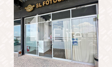 LOCAL EN VENTA EN PLAZA PALMILLAS QUERETARO
