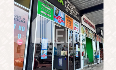 LOCAL EN VENTA EN PLAZA PALMILLAS QUERETARO