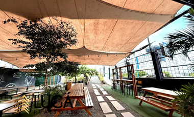 Restaurante en funcionamiento en venta, cerca a Martinica, sector Barbasquillo, Manta, Ecuador