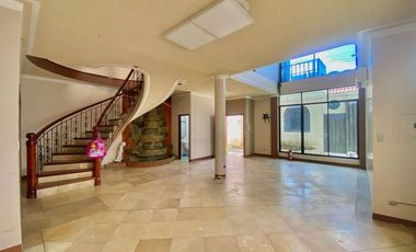 SE ALQUILA CASA TIPO COMERCIAL EN MACHALA