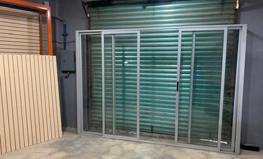 RENTA DE NAVE INDUSTRIAL CON OFICINAS EQUIPADAS Y LOCAL COMERCIAL ZONA FINSA