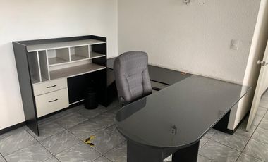 RENTA DE NAVE INDUSTRIAL CON OFICINAS EQUIPADAS Y LOCAL COMERCIAL ZONA FINSA