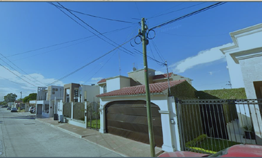 Hermosa casa esperando por ti!