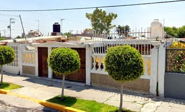 CASA EN VENTA CONGRESO DE CHILPANCINGO, MORELOS 2DA SECC, SAN PABLO DE LAS SALINAS, EDO DE MEX.