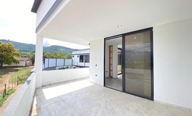 CASA DE 2 PISOS EN ARRIENDO, RUITOQUE BAJO