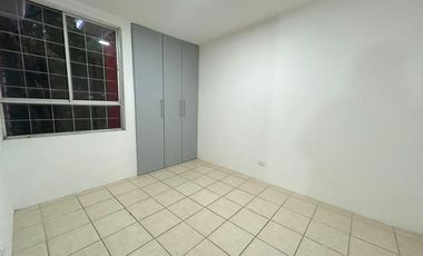 CASA EN VENTA EN FRACCIONAMIENTO EXCLUSIVO EN ZAVALETA.