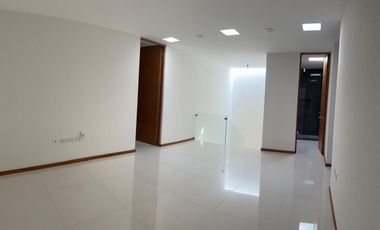 CASA EN VENTA EN LORETTA AL NORTE