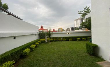 CASA EN VENTA EN FRACC. EL MONASTERIO POR ALTOZANO MORELIA