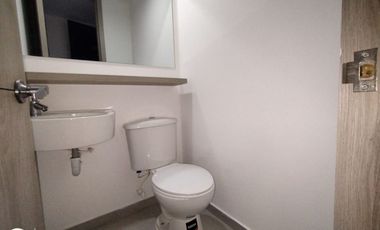 se vende excelente apto en verbenal para estrenar