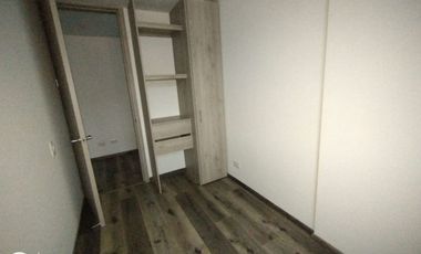 se vende excelente apto en verbenal para estrenar