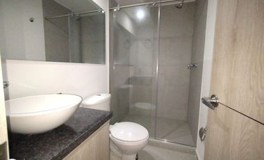 se vende excelente apto en verbenal para estrenar