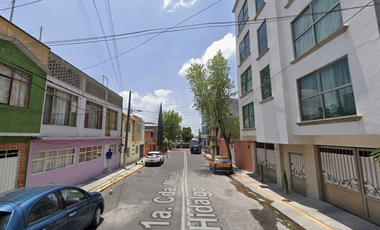 EDIFICIO EN VENTA EN EXCELENTES CONDICIONES. TLALNEPANTLA, EDOMEX. REMATE BANCARIO