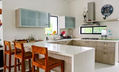 se vende magnifica casa de descanso ANAPOIMA