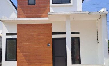 Rumah 2 Lt. Mezzanine Cantik Asri Type 55/123 Strategis Full Akses Bubulak Cilebut Barat Tanah Sereal Kota Bogor