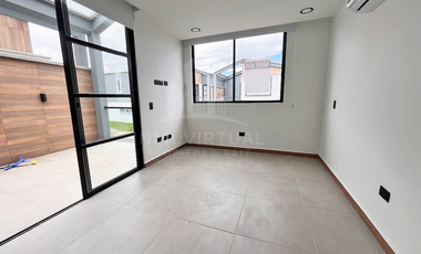 SE ARRIENDA CASA EN CERRITOS PARA ESTRENAR