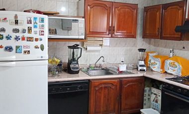 Edificio en Venta | 152 m² Terreno | Av Eduardo Molina