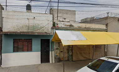 CASA CON AMPLIO TERRENO PARA CONSTRUCCION EN C. NORTE 172 414, PENSADOR MEXICANO, VENUSTIANO CARRANZA, CIUDAD DE MÉXICO