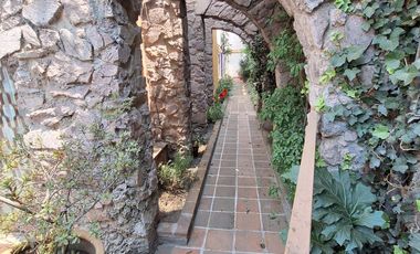 Casa en Venta en La Conchita, Coyoacán Amplia e iluminada.