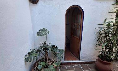Casa en Venta en La Conchita, Coyoacán Amplia e iluminada.
