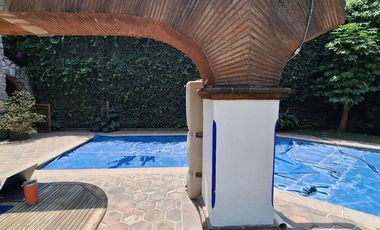 Casa en Venta en La Conchita, Coyoacán Amplia e iluminada.