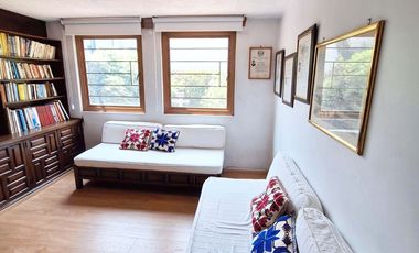 Casa en Venta en La Conchita, Coyoacán Amplia e iluminada.