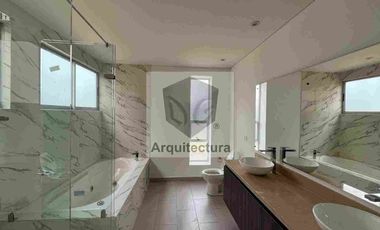 Espectacular CASA PARA ESTRENAR en Quintas del Molino