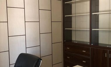 Disewakan Rumah Mewah Siap Huni di Emerald Mansion, Lippo Cikarang!