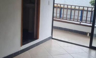VENDO CASA EN FLORIDA NUEVA LAURELES