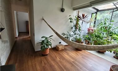 VENDO CASAEN EL POBLADO LOMA LOS PARRAS