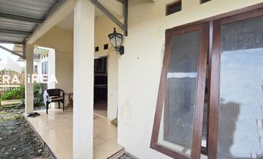 TANAH BONUS RUMAH DIJUAL DI SOLO GENTAN DEKAT MAL LUWES