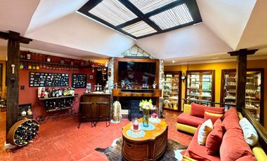 En Venta Lujosa Casa en Sayausi