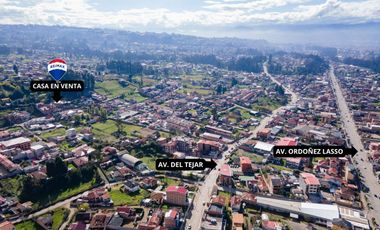 En Venta Lujosa Casa en Sayausi