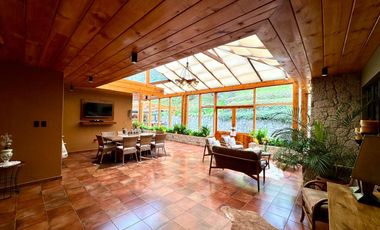 En Venta Lujosa Casa en Sayausi