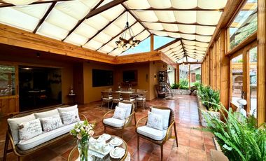 En Venta Lujosa Casa en Sayausi