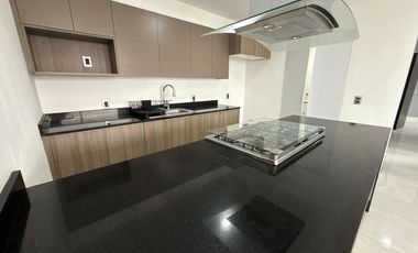 Departamento en RENTA en Torres Colón frente a estación del tren ligero