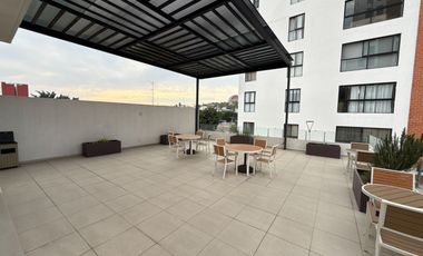 Departamento en RENTA en Torres Colón frente a estación del tren ligero