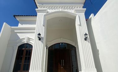 RUMAH DESAIN EROPA KLASIK MURAH DI SUKARAME AMAN BANJIR