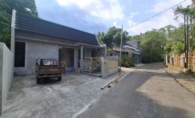 RUMAH MURAH DI LINGKUNGAN ASRI DEKAT KAMPUS DAN TEMPAT WISATA